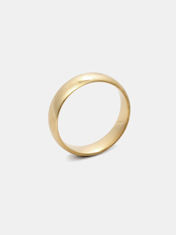 Shown: 14k yellow gold with smooth texture and matte finish.