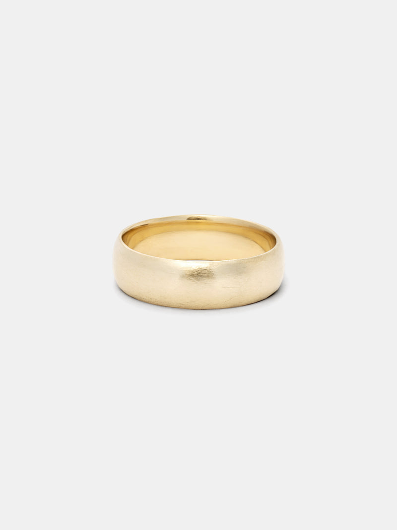 Shown: 14k yellow gold with smooth texture and matte finish. 