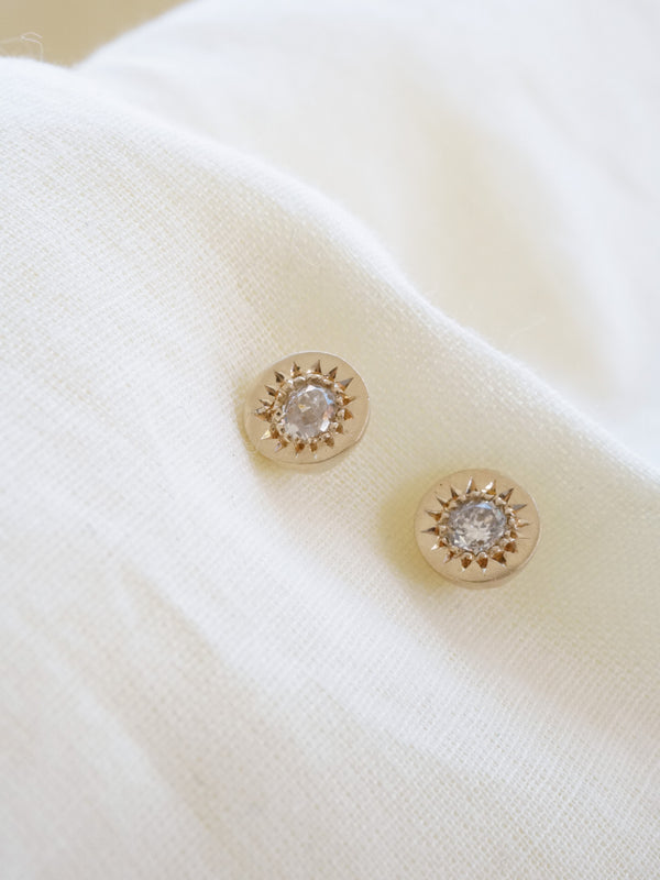 Shown: 3mm antique diamonds in 14k yellow Fairmined Gold with signature matte finish. 